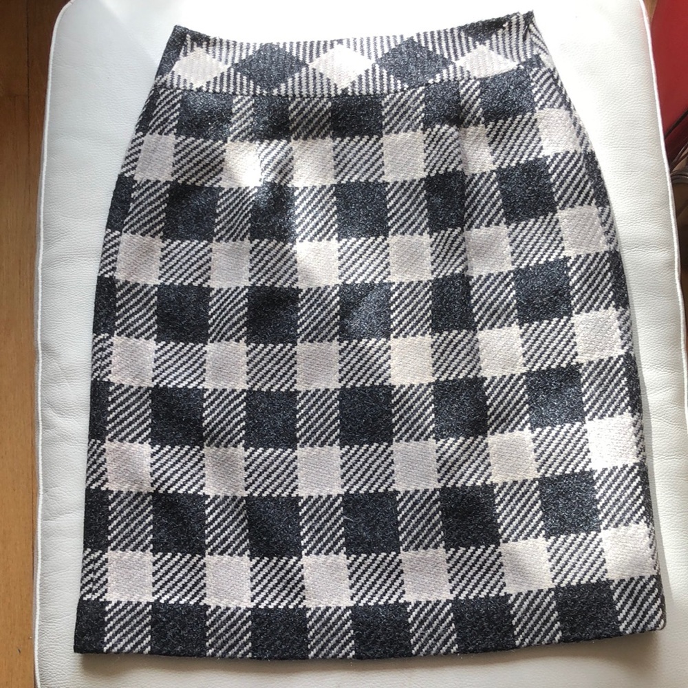 Talbots wool gray/light gray houndstooth skirt